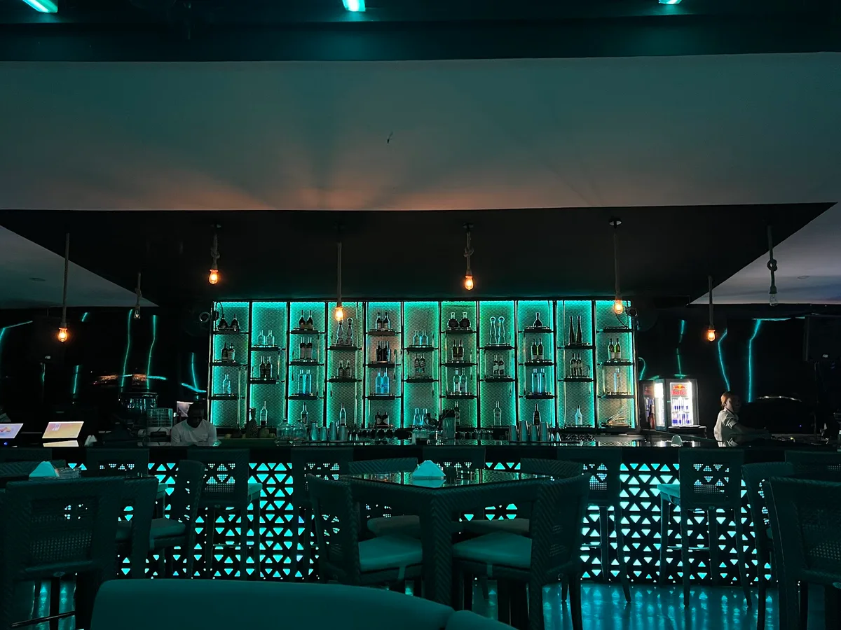 Sky Bar Rooftop — photo