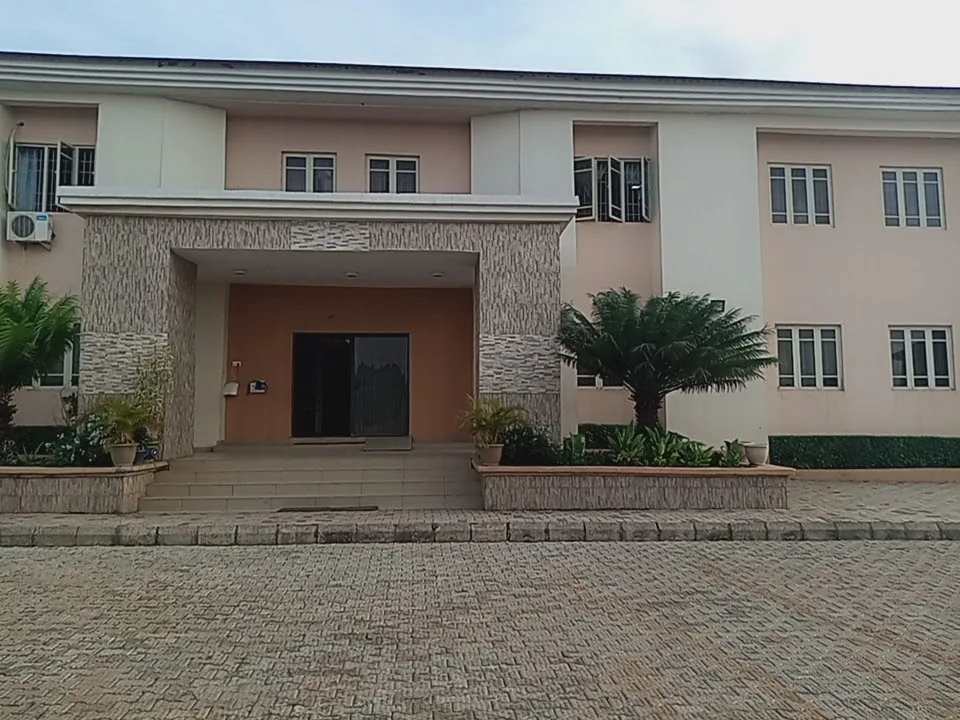 THE BANKYS PRIVATE SCHOOL — photo