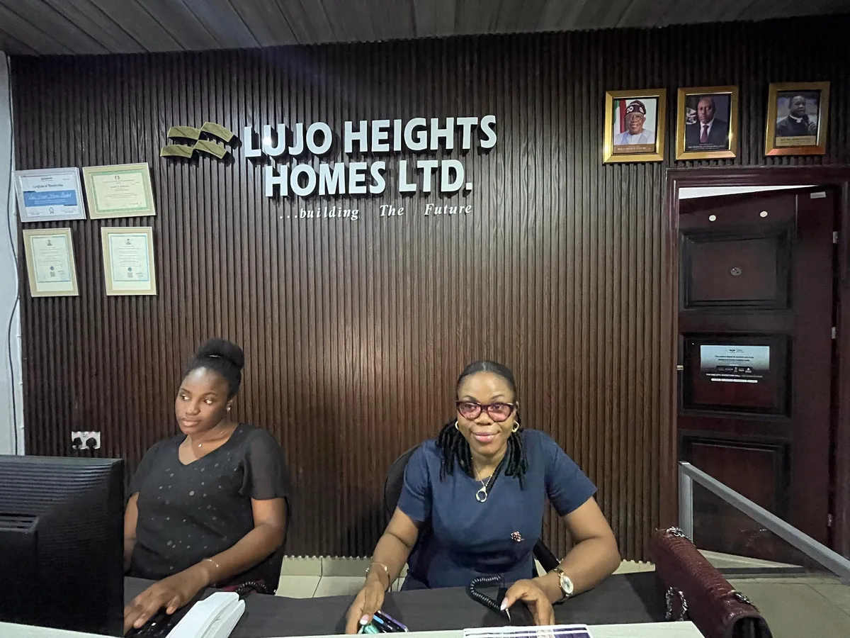 Lujo Heights Homes — photo