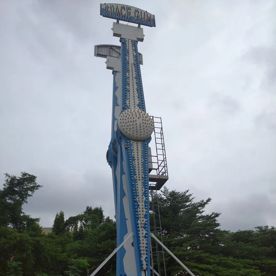 Maitama Amusement Park — photo