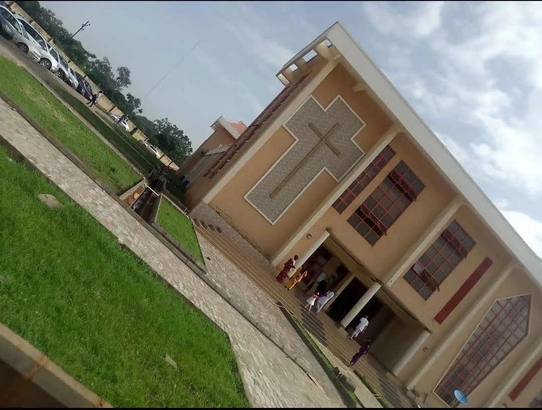 Living Faith Church Rayfield — photo
