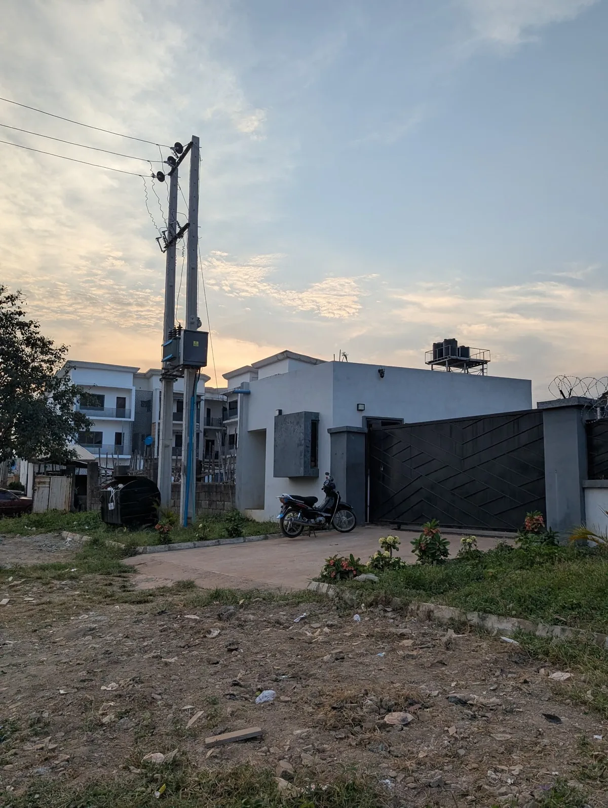 NEO HOMES LTD photo 3