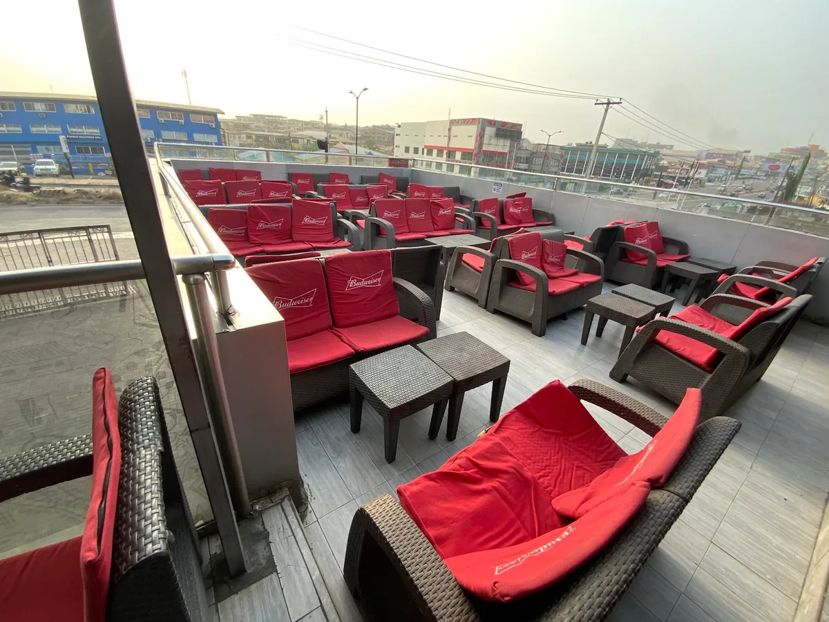 Switch lounge and bar — photo