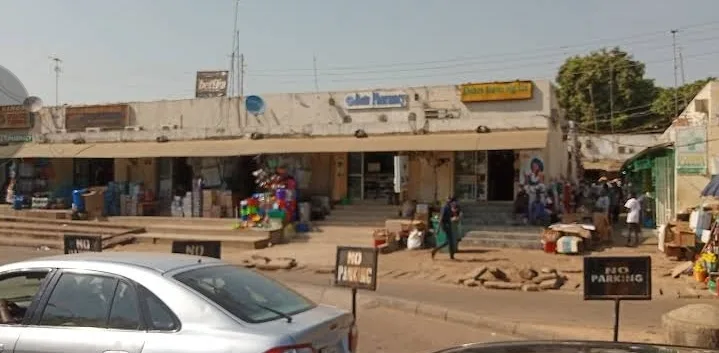 Area 1 Shopping Plaza — photo