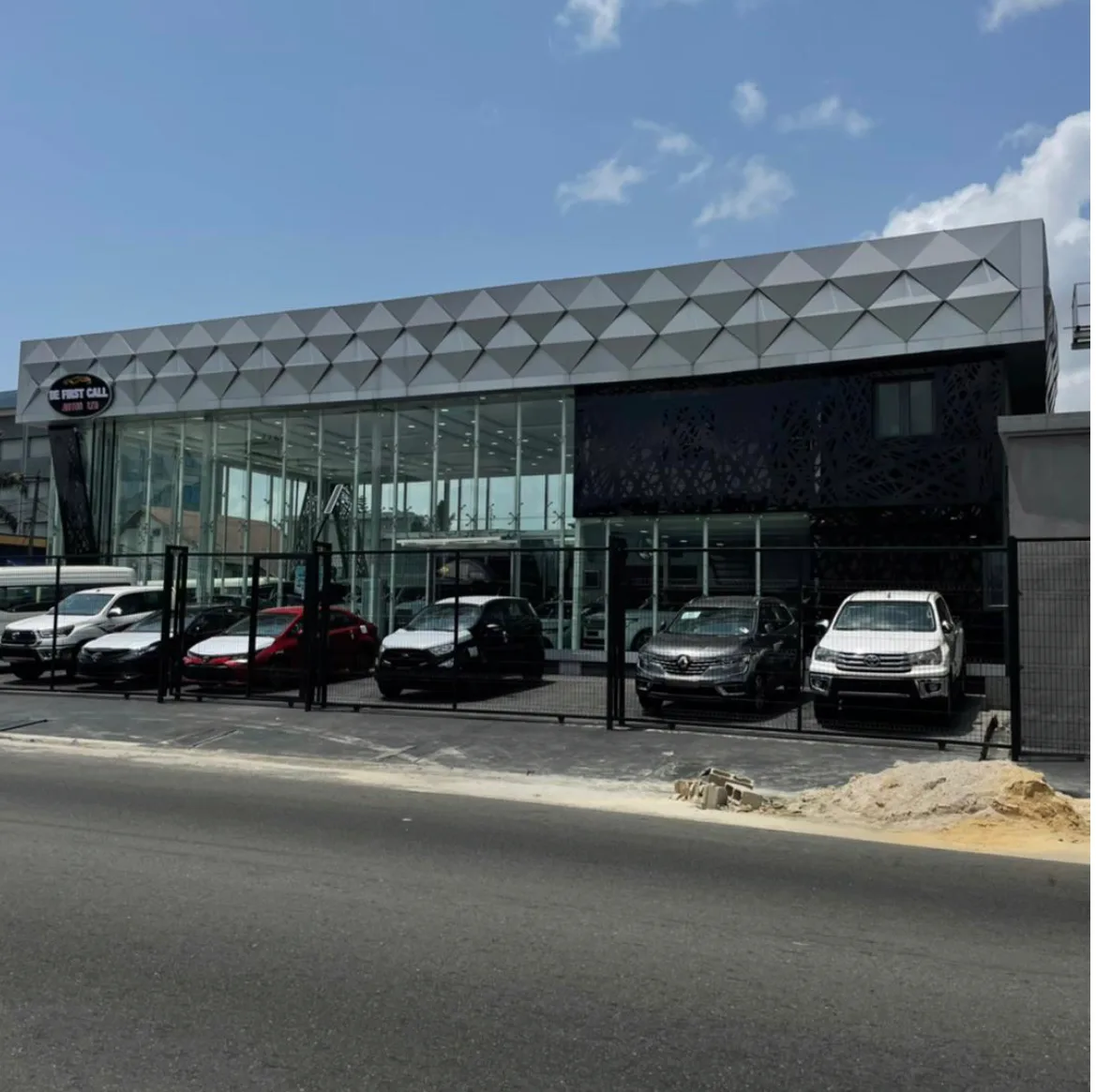 DE FIRST CALL AUTOS — photo