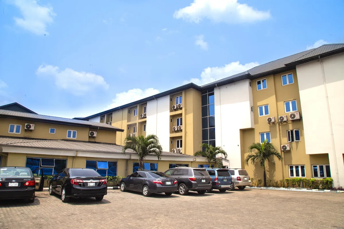 Visa Karena Hotels — photo
