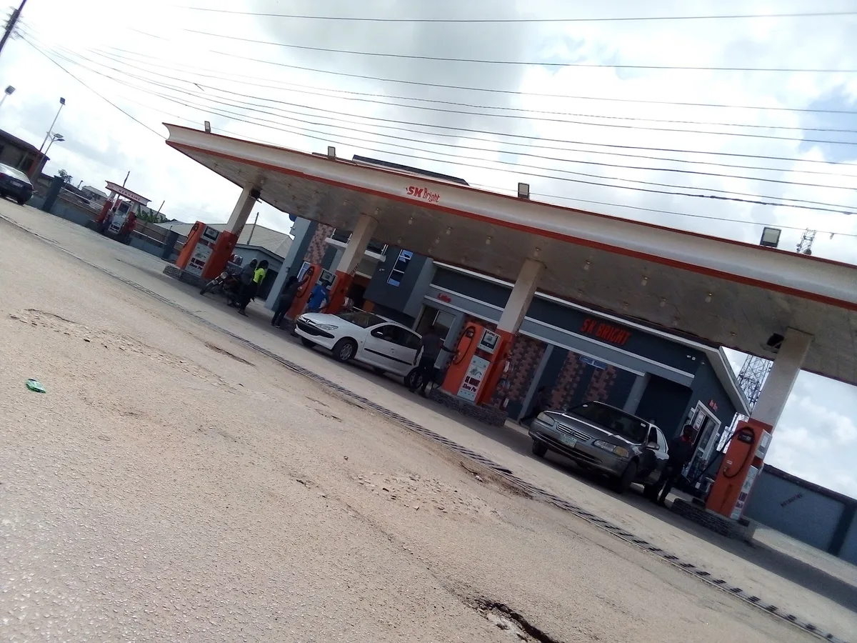 Sk Bright fueling station — photo