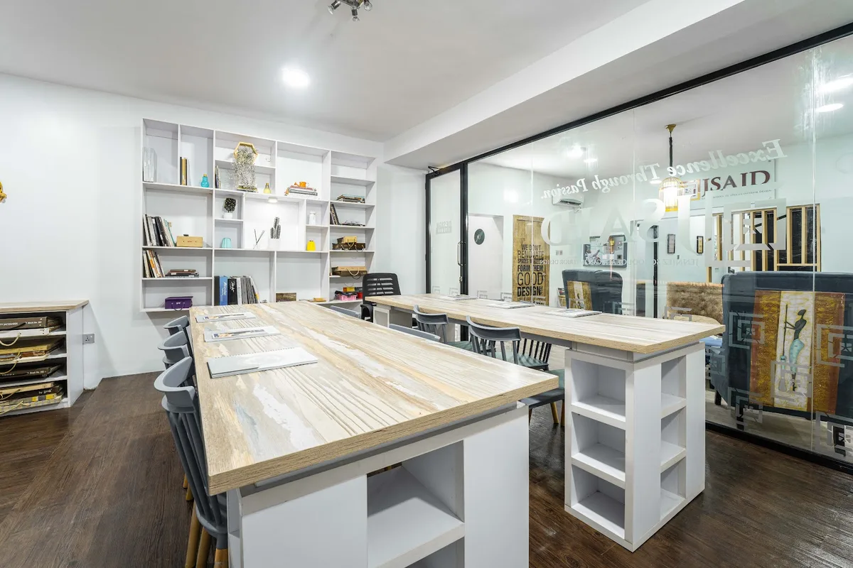 Jenniez School of African Interior Design — photo