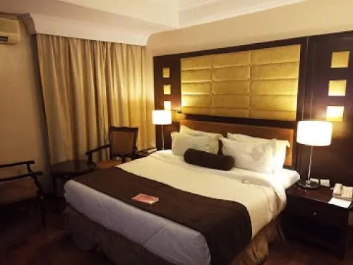 Owu Crown Hotel photo 2