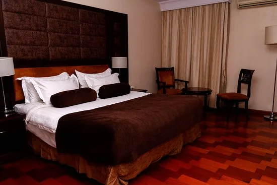 Owu Crown Hotel photo 5