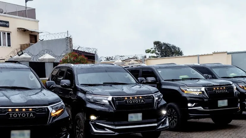 OneRide Car Rental Service — photo