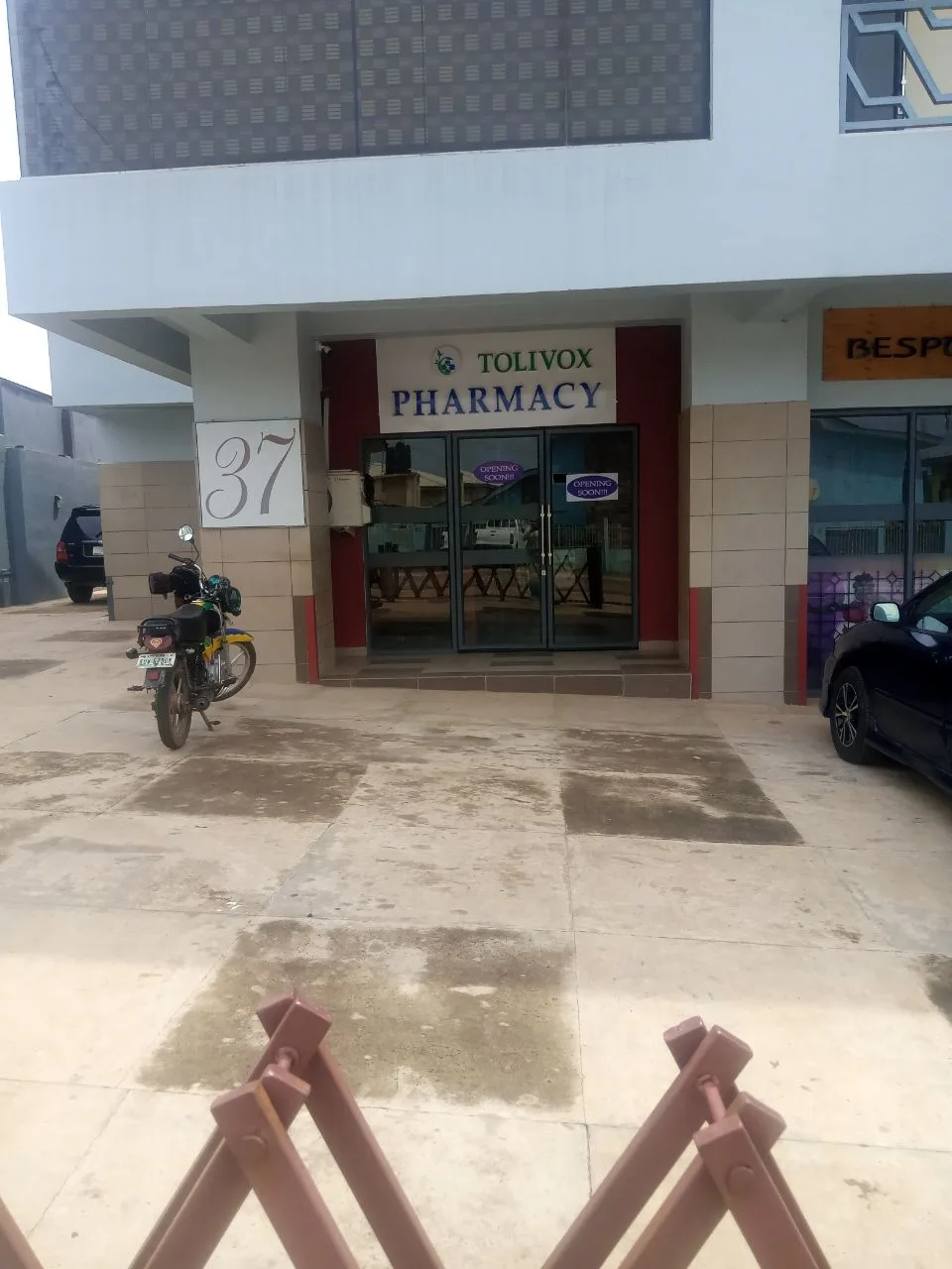 Tolivox Pharmacy — photo