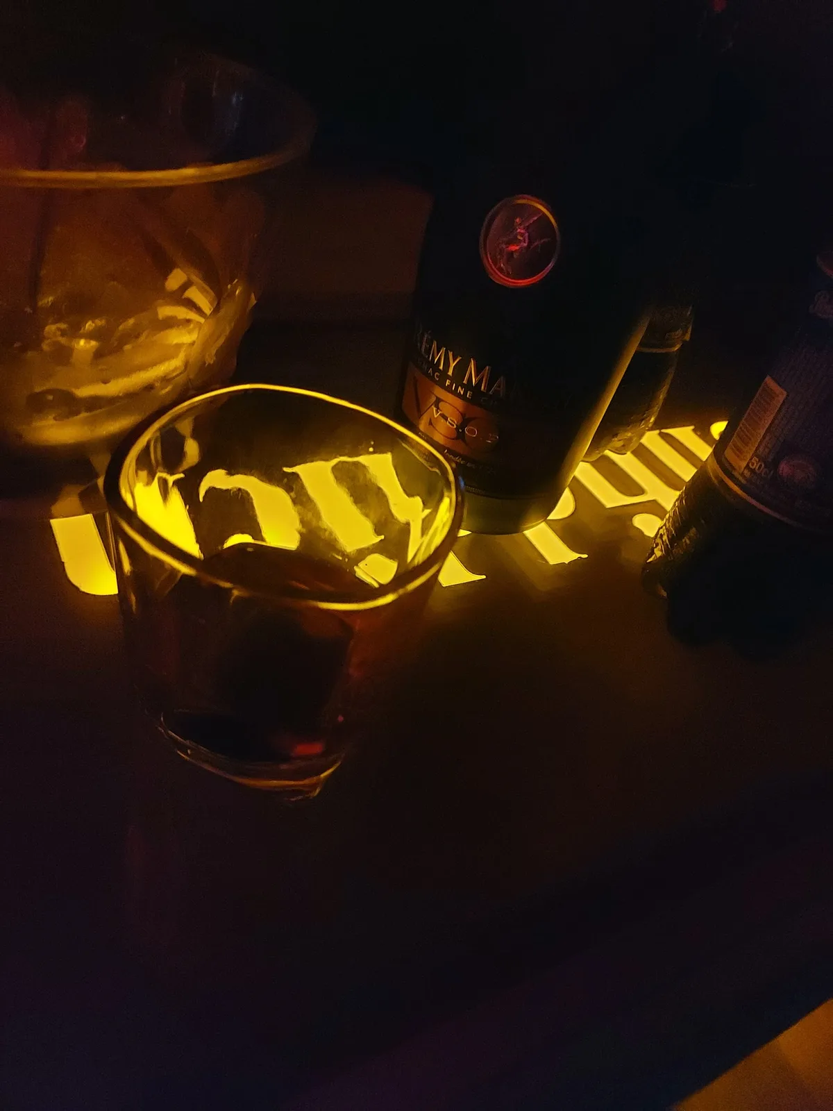 Play Imperial Lounge — photo