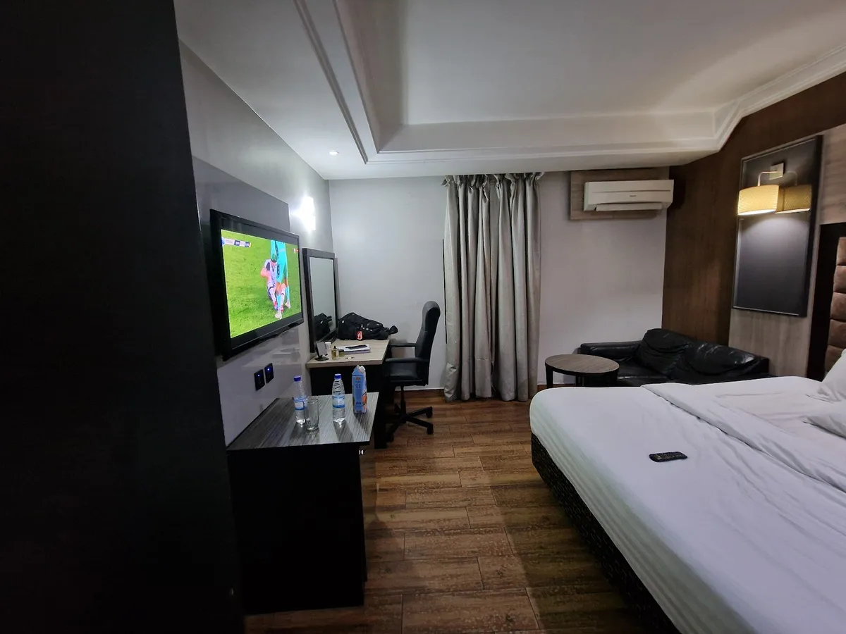 Dmatel Gold Hotel, Rumumasi, Port Harcourt photo 2