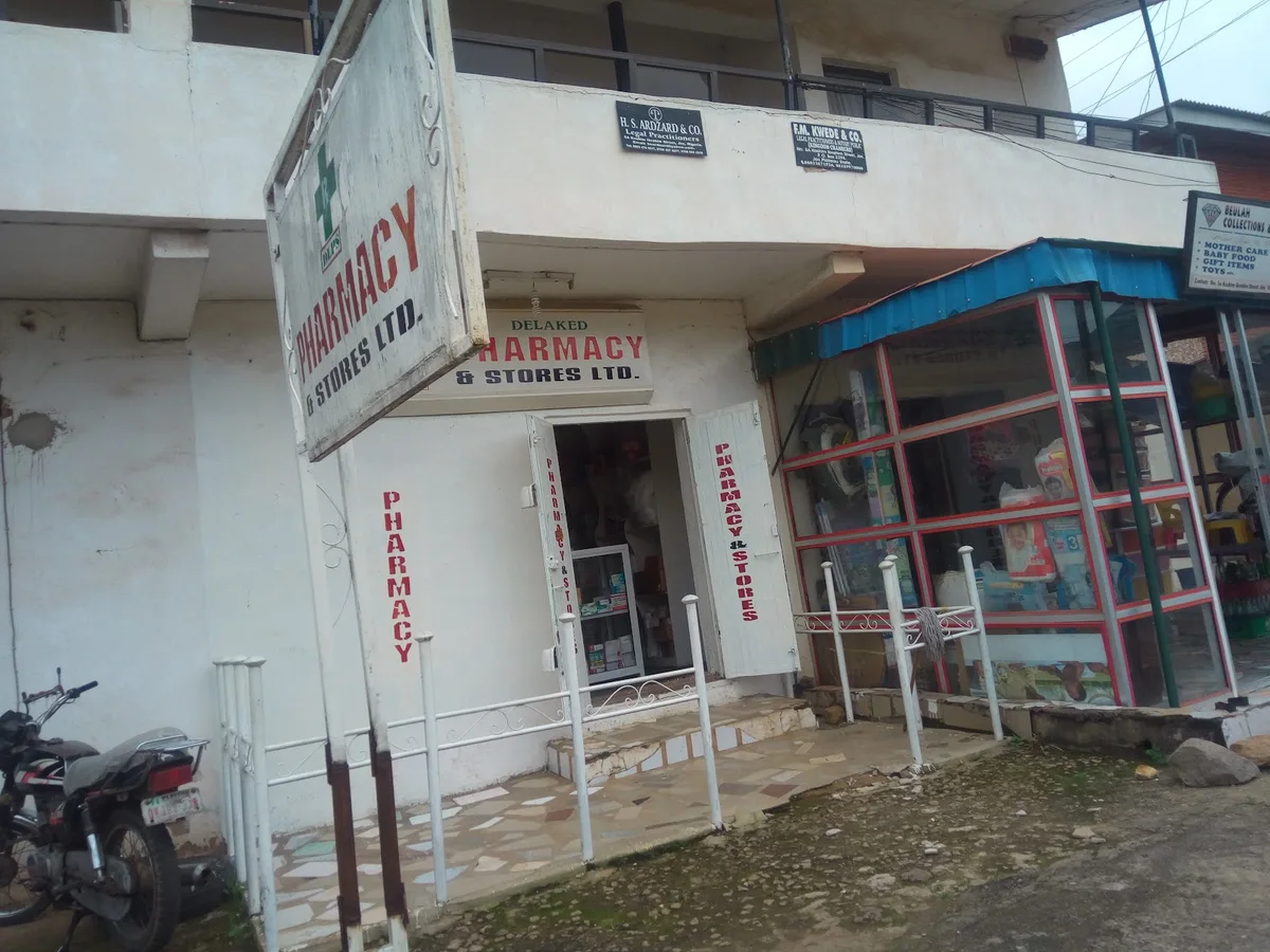 DELAKED PHARMACY JOS — photo