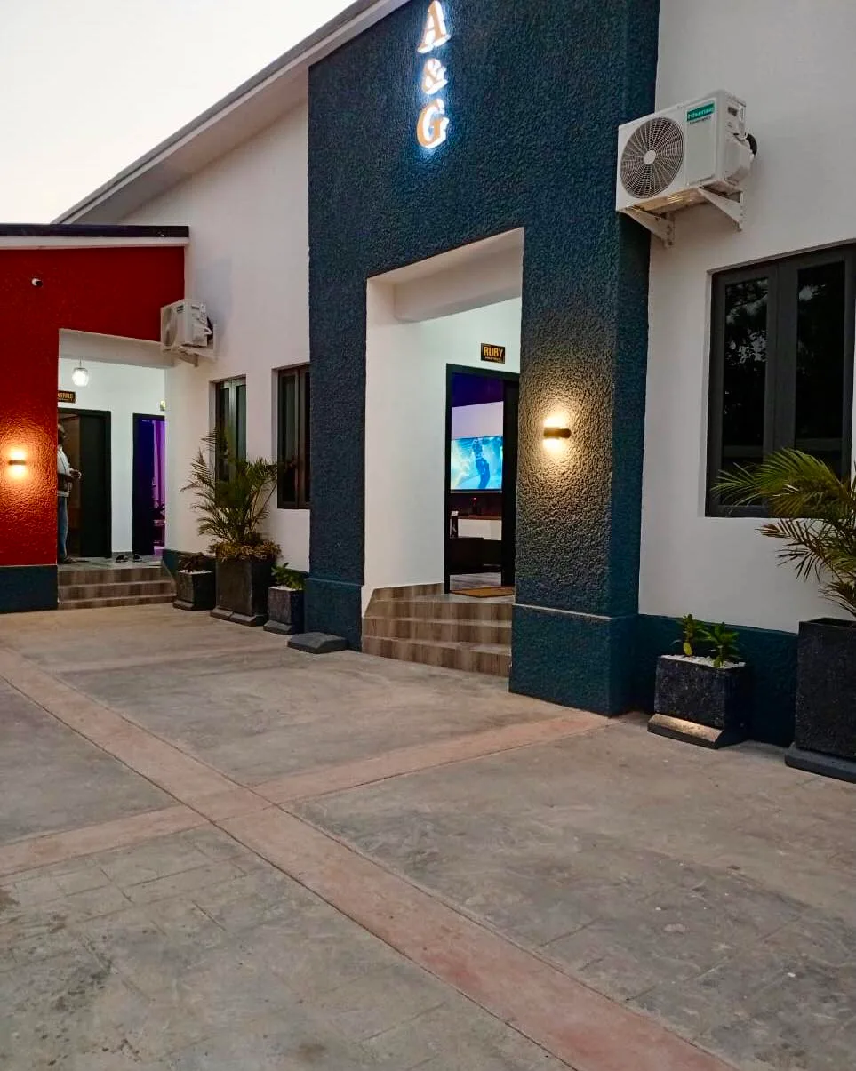 A&G Apartments, Jos — photo