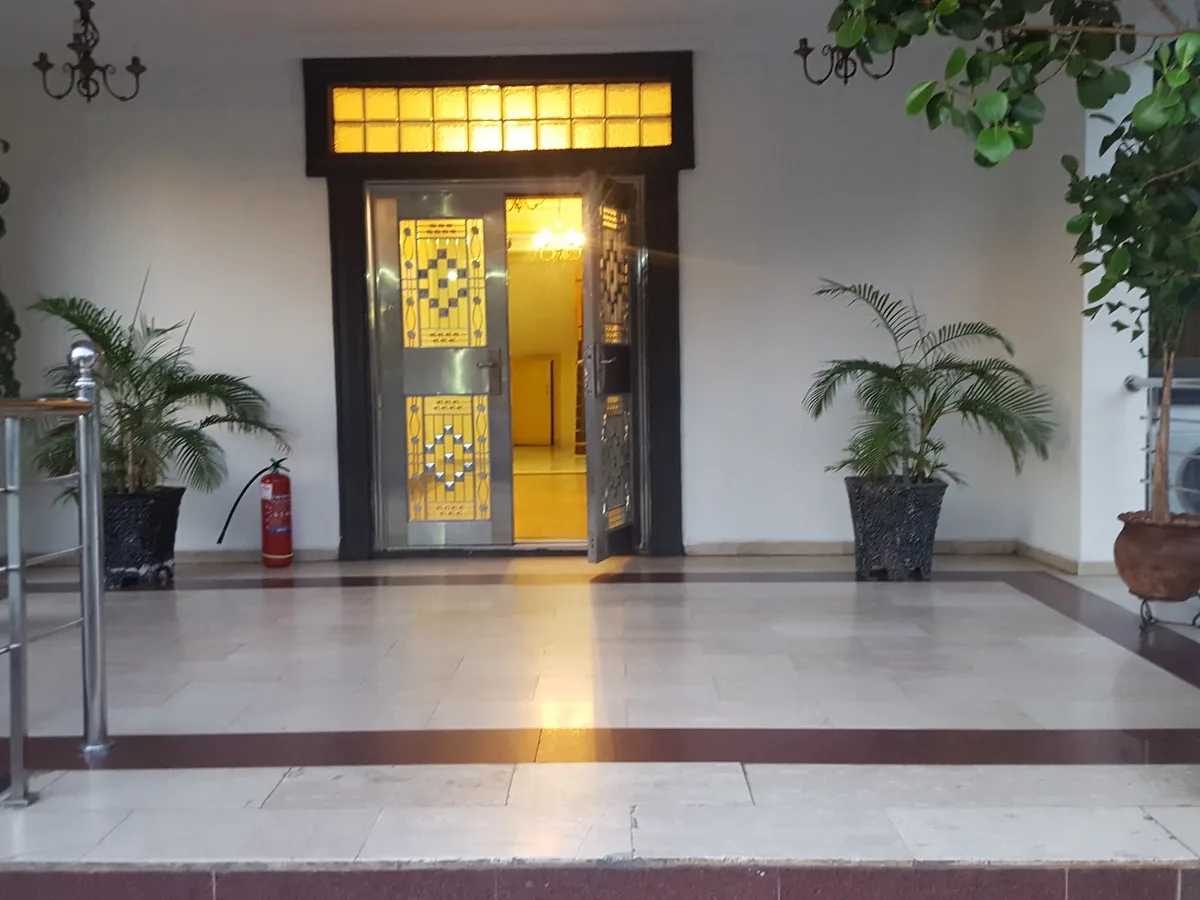 805 Restaurants Abuja — photo