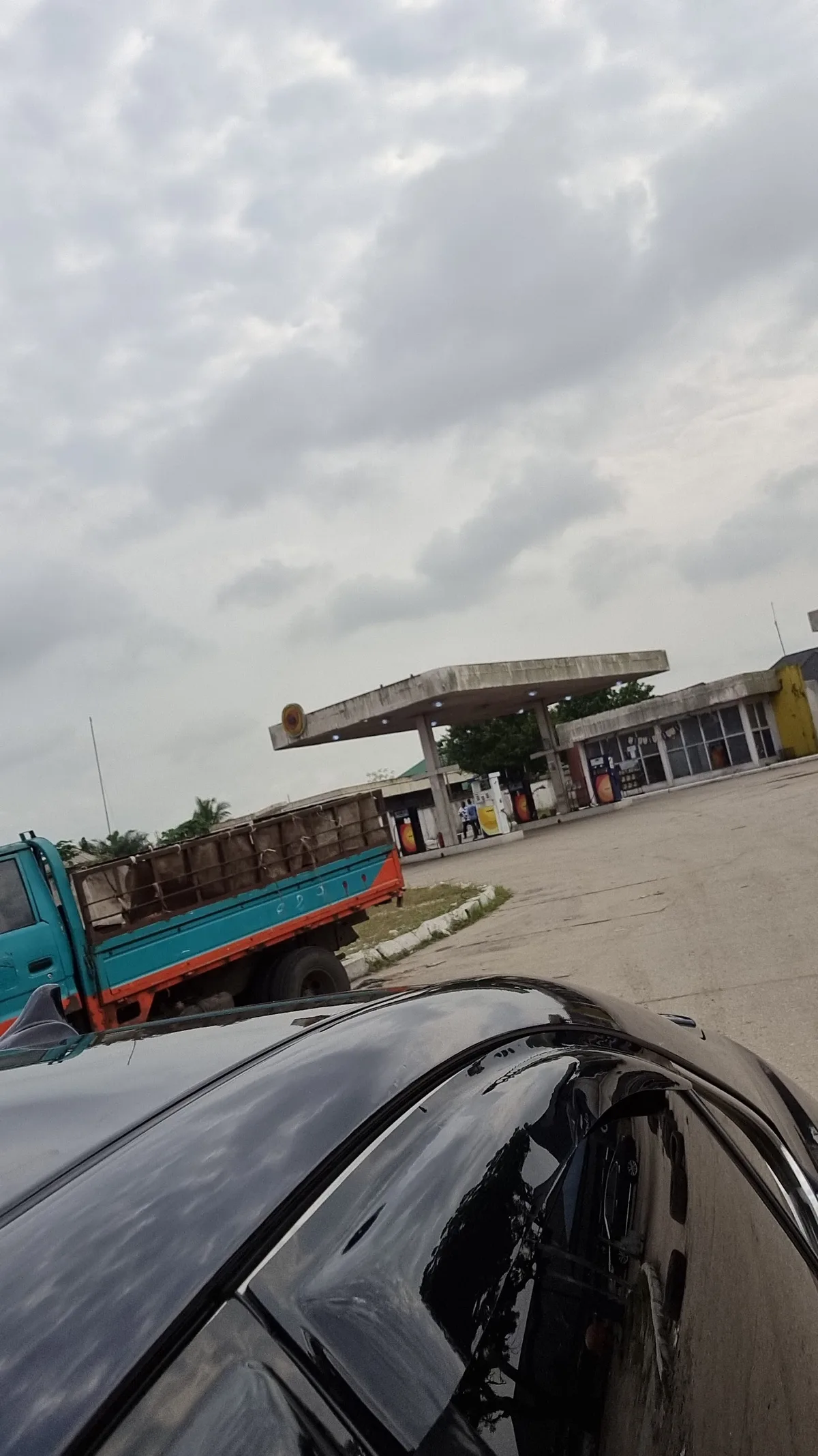 Oando Filling Station — photo