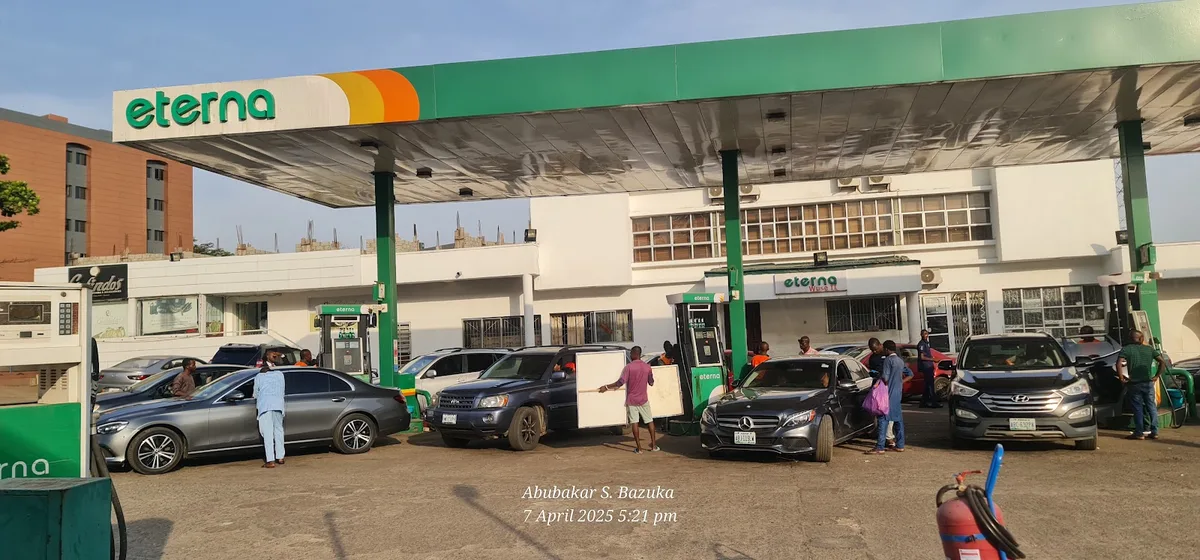 Eterna filling station — photo