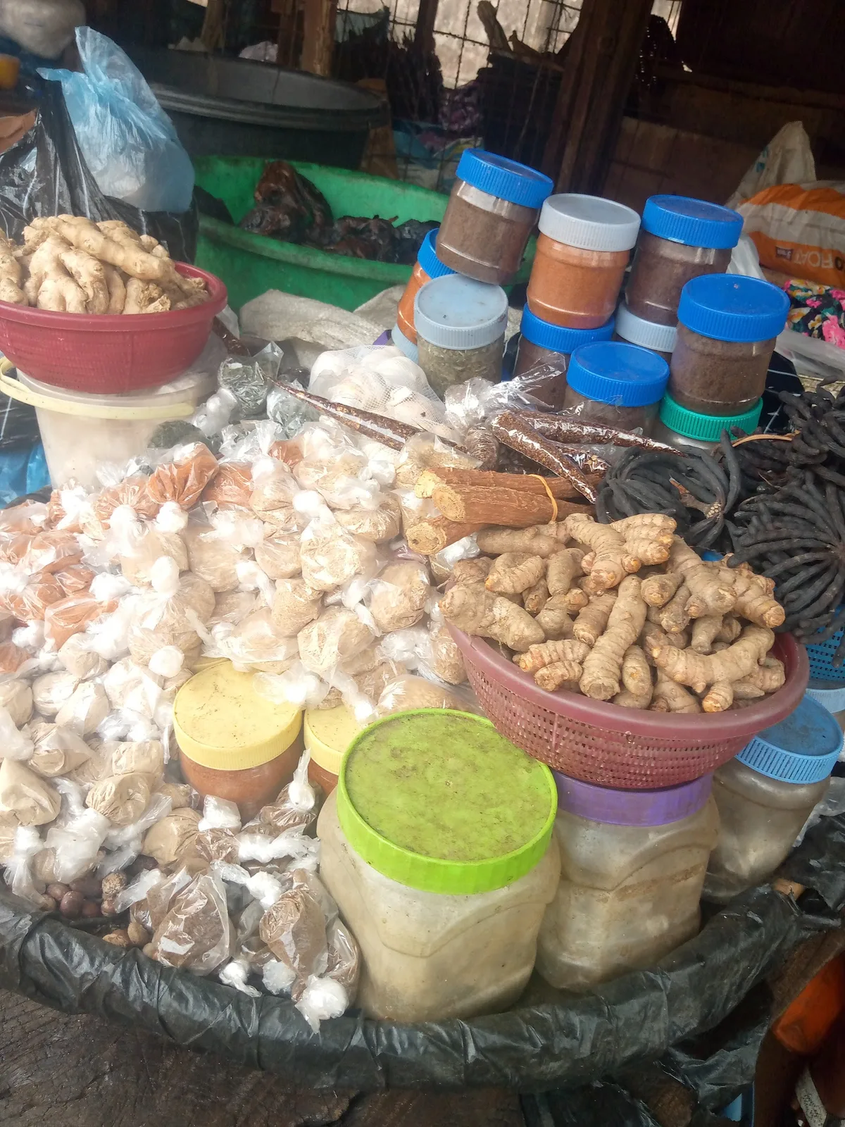 Yanga Market — photo