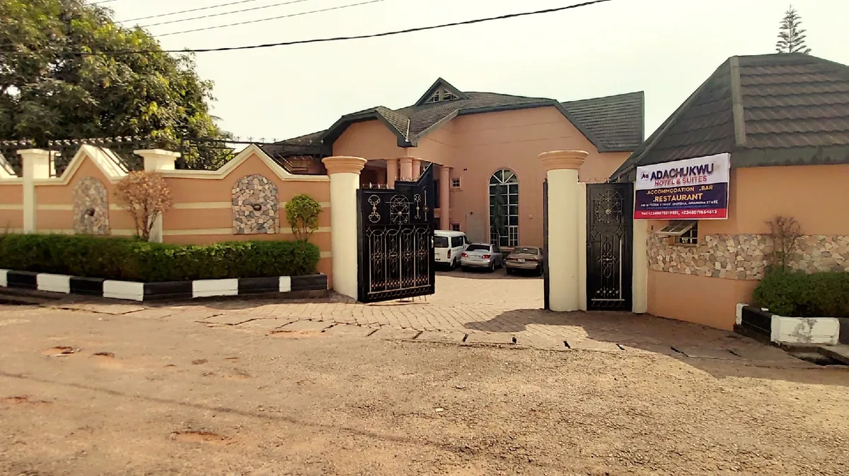 ADACHUKWU HOTEL & SUITES — photo