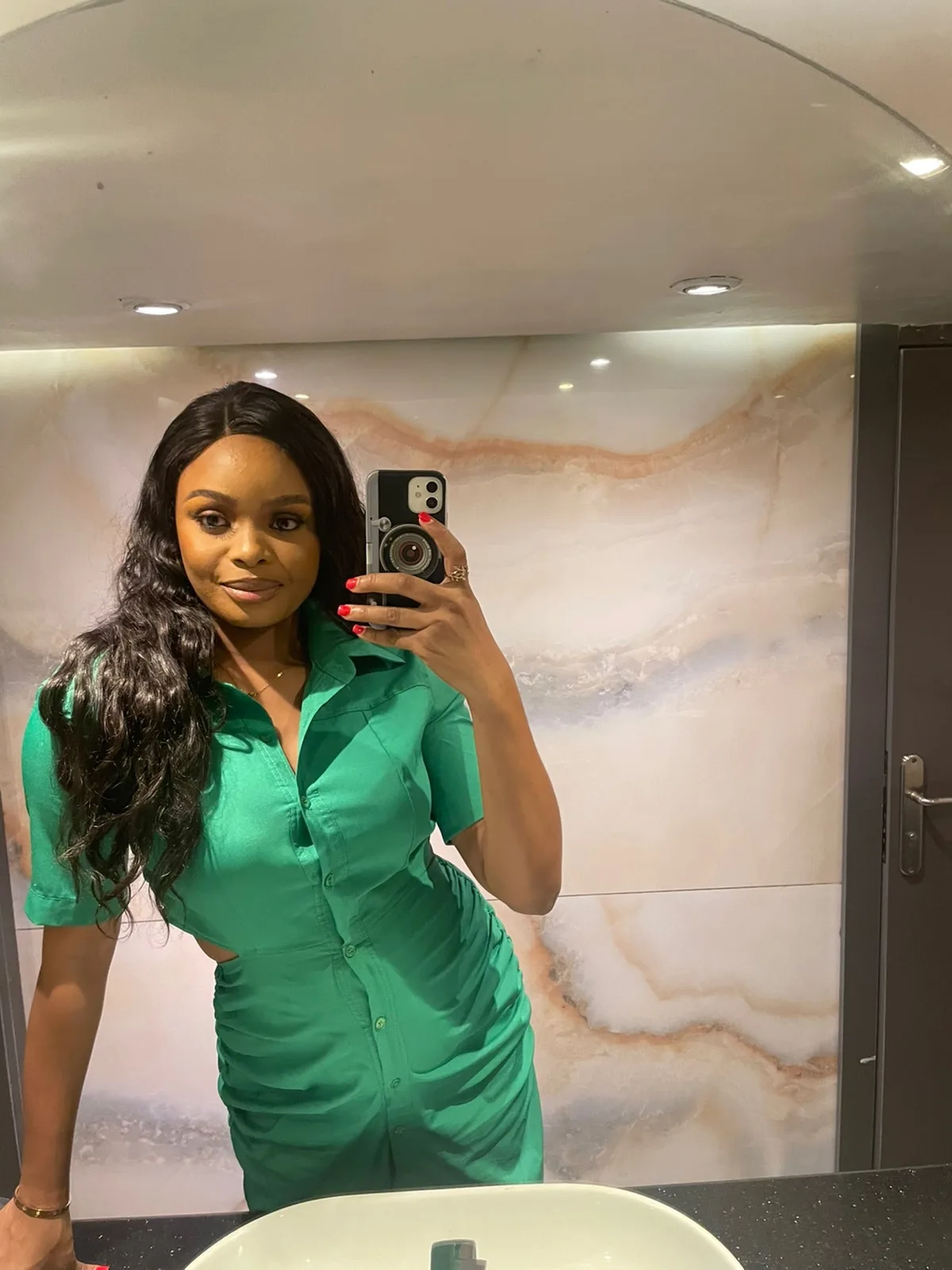 Lois Signature | Makeup studio Ikeja photo 3