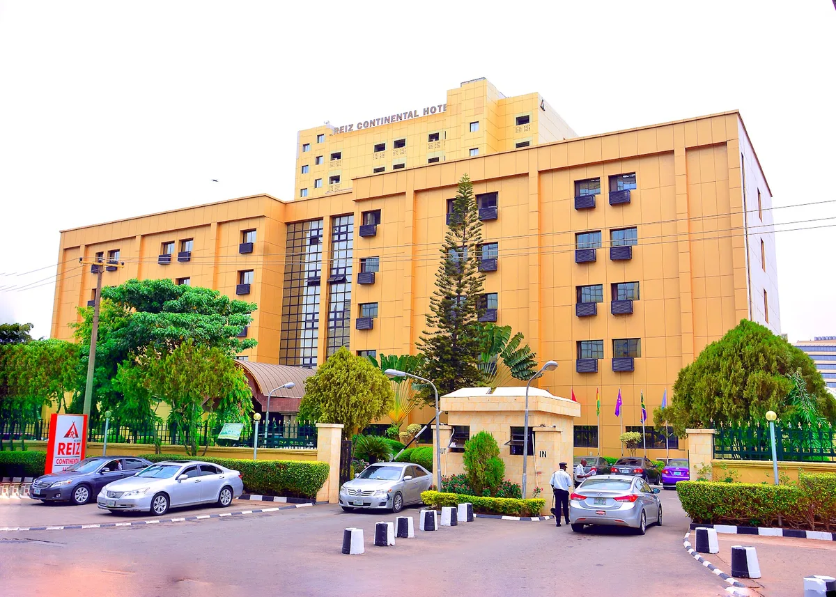 Reiz Continental Hotel, Abuja — photo