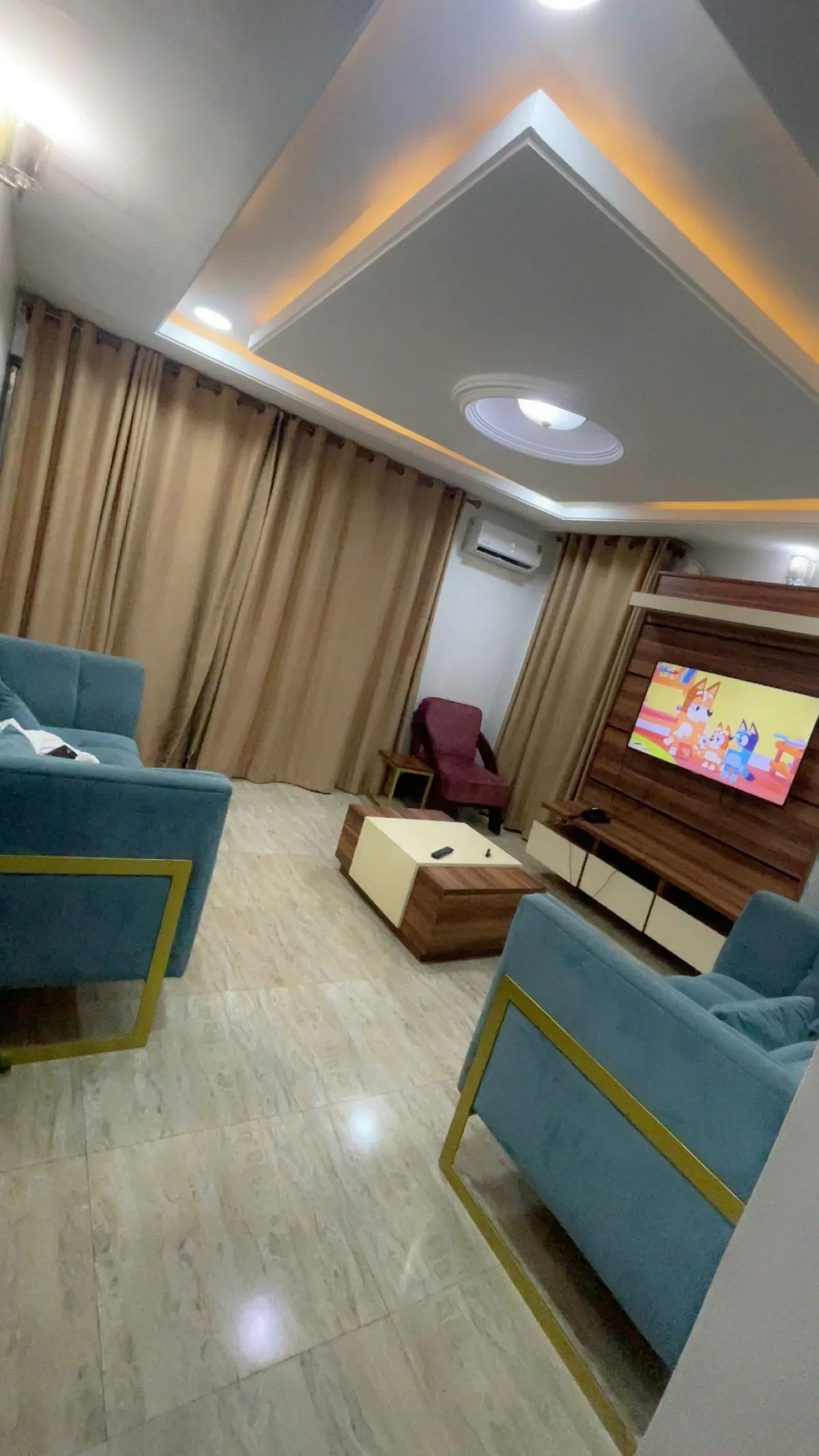 Violet suites — photo