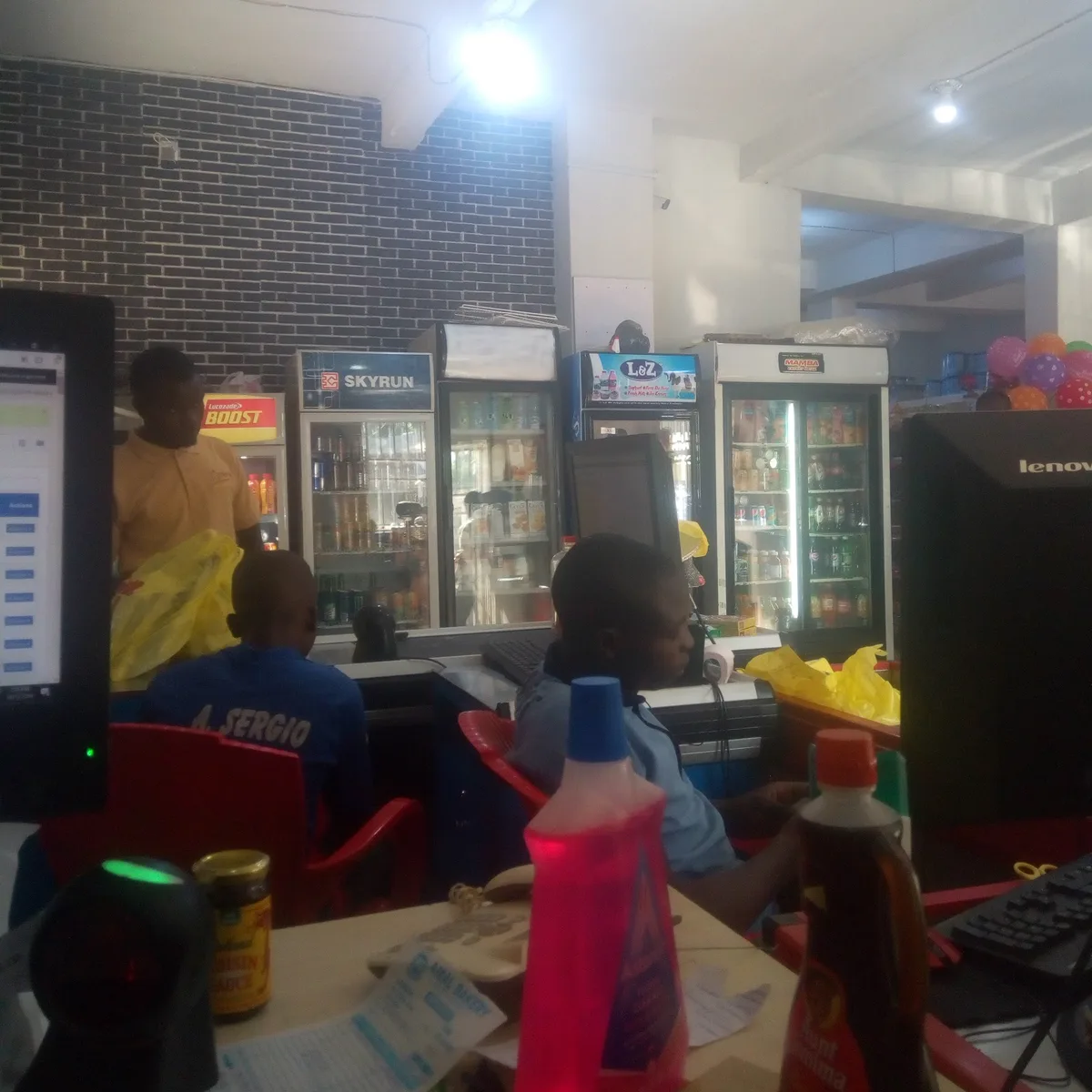 Barakaat store — photo