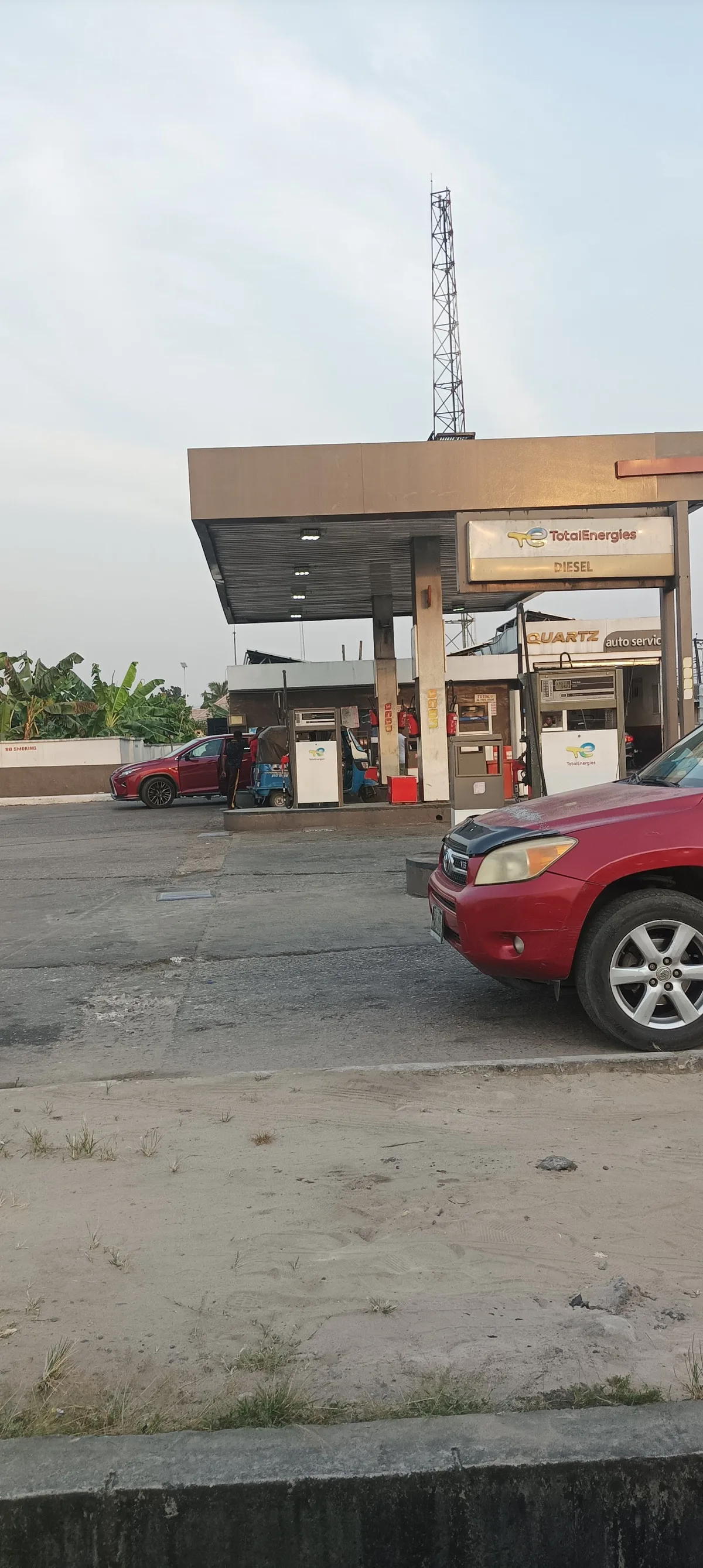 Total Station Effurun — photo