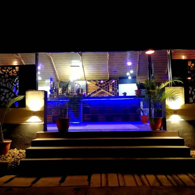 Treasure lounge and Grills Jos — photo