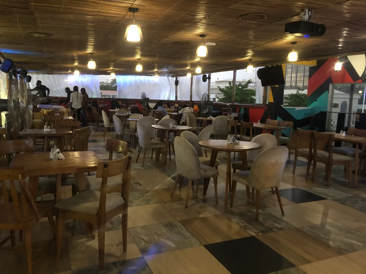 Barracuda Resto Pub — photo