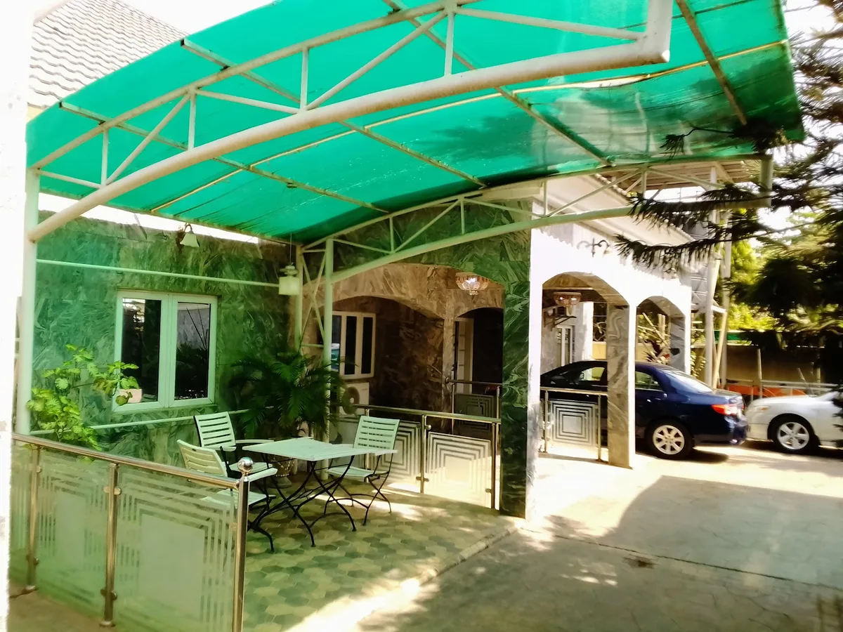 CREEK FOREST HOTELS LTD — photo