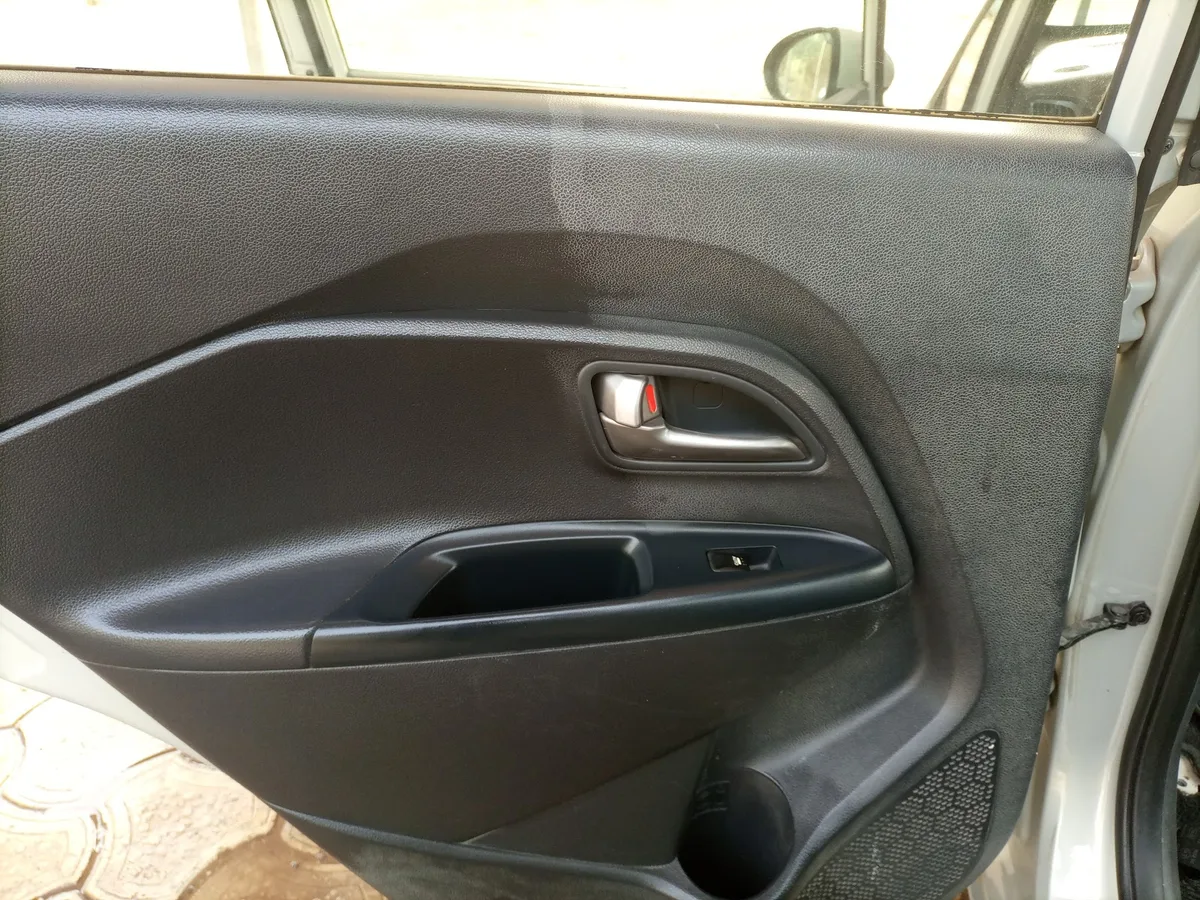 George auto wash/detailing — photo