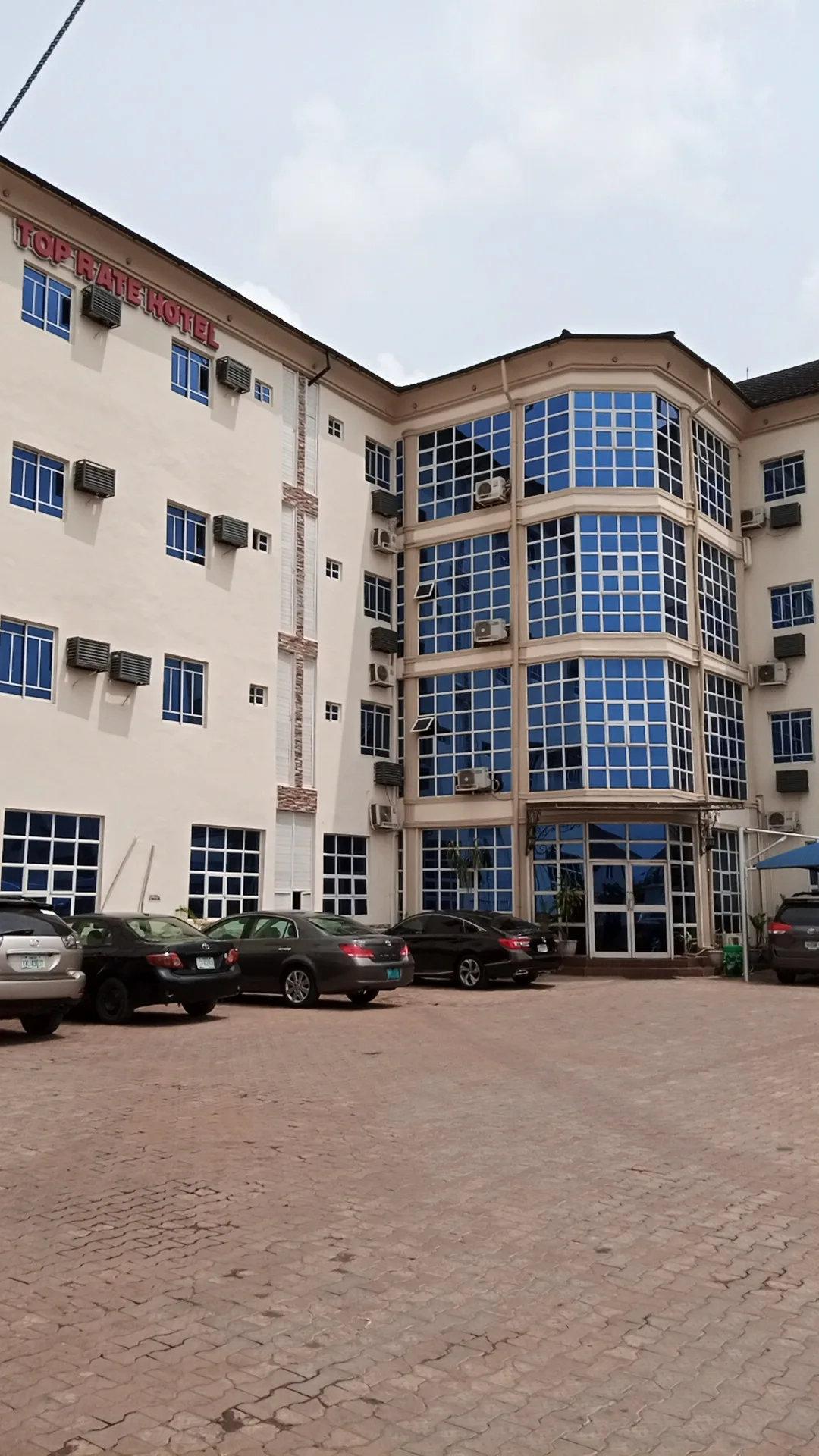 Toprate Luxury Hotel photo 4