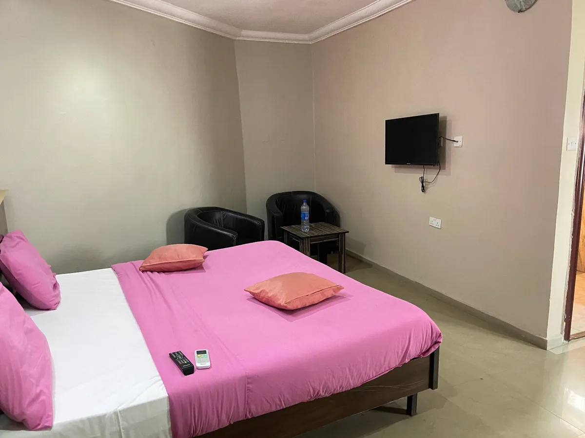 Toprate Luxury Hotel photo 5