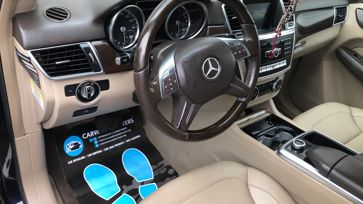 Carwash Masters & cleaning services — photo
