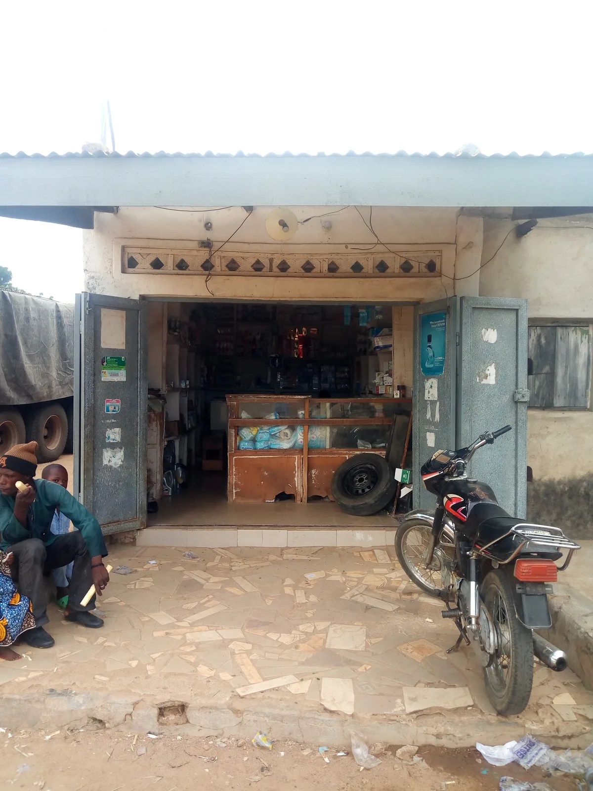 MB PATENT MEDICINE STORE GAYA — photo