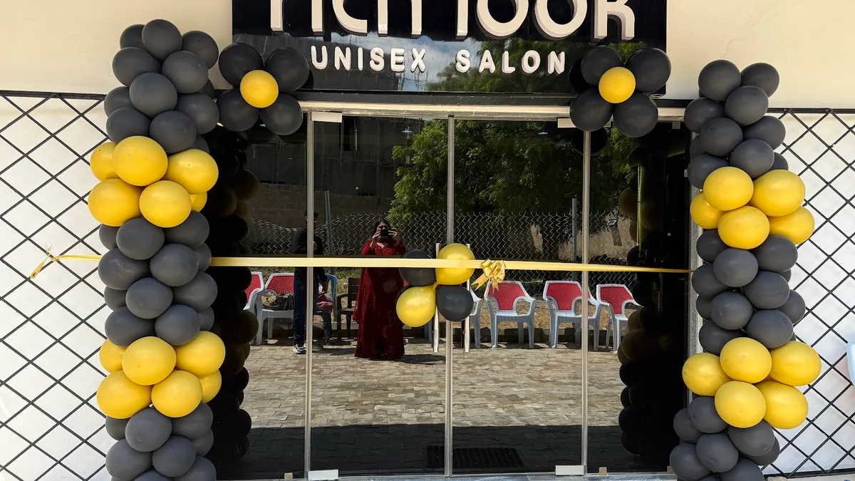 RICH LOOK UNISEX SALON KANO — photo