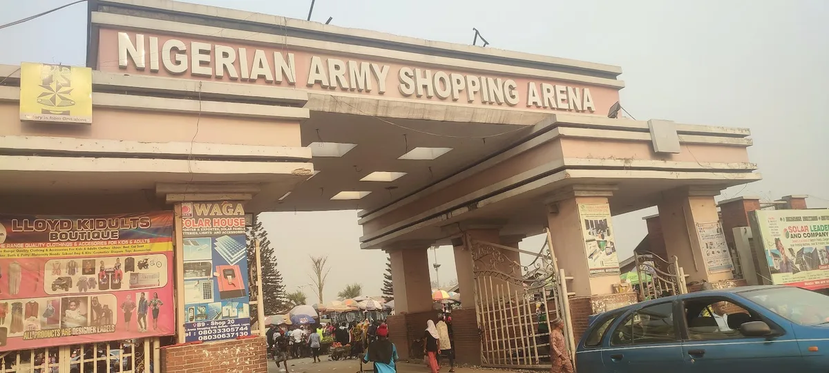 NIGERIAN ARMY SHOPPING ARENA — photo