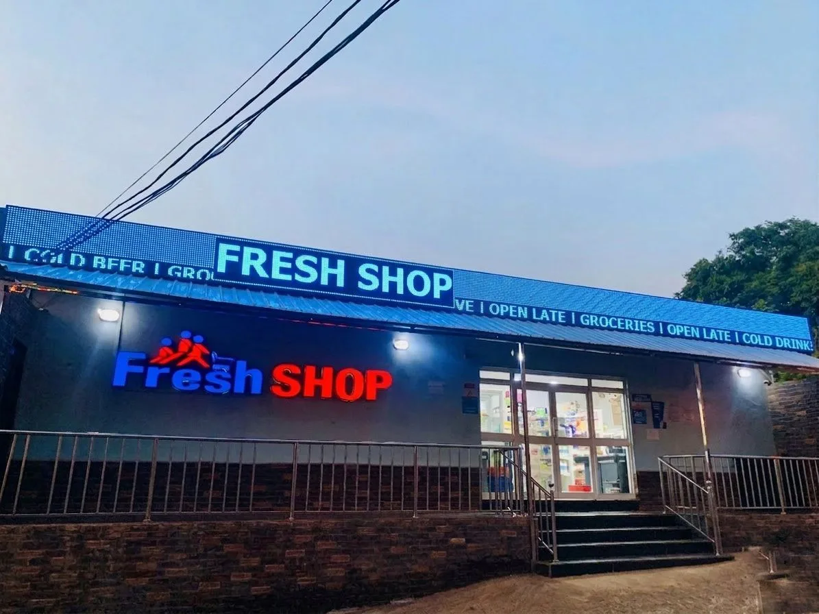 FreshSHOP Supermarket — photo