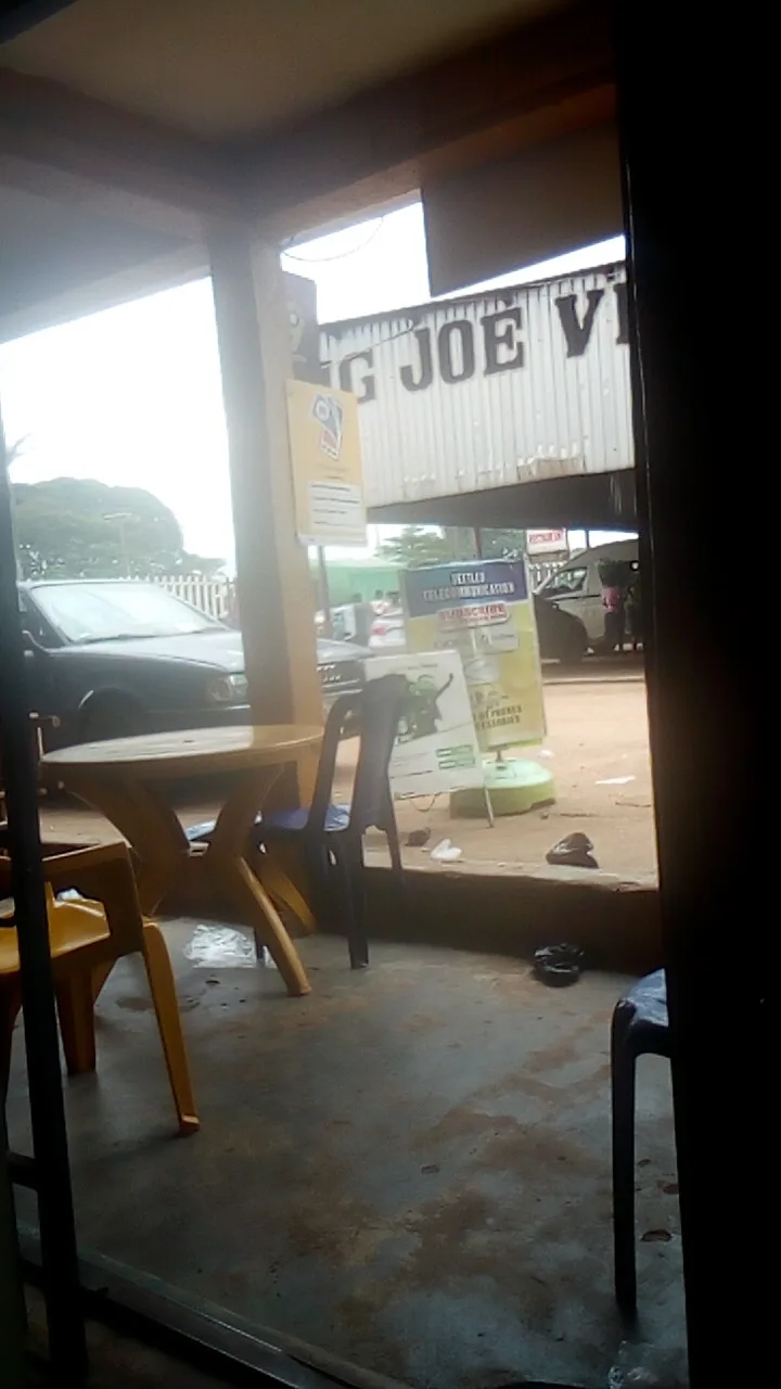 Ikpoba hill market — photo