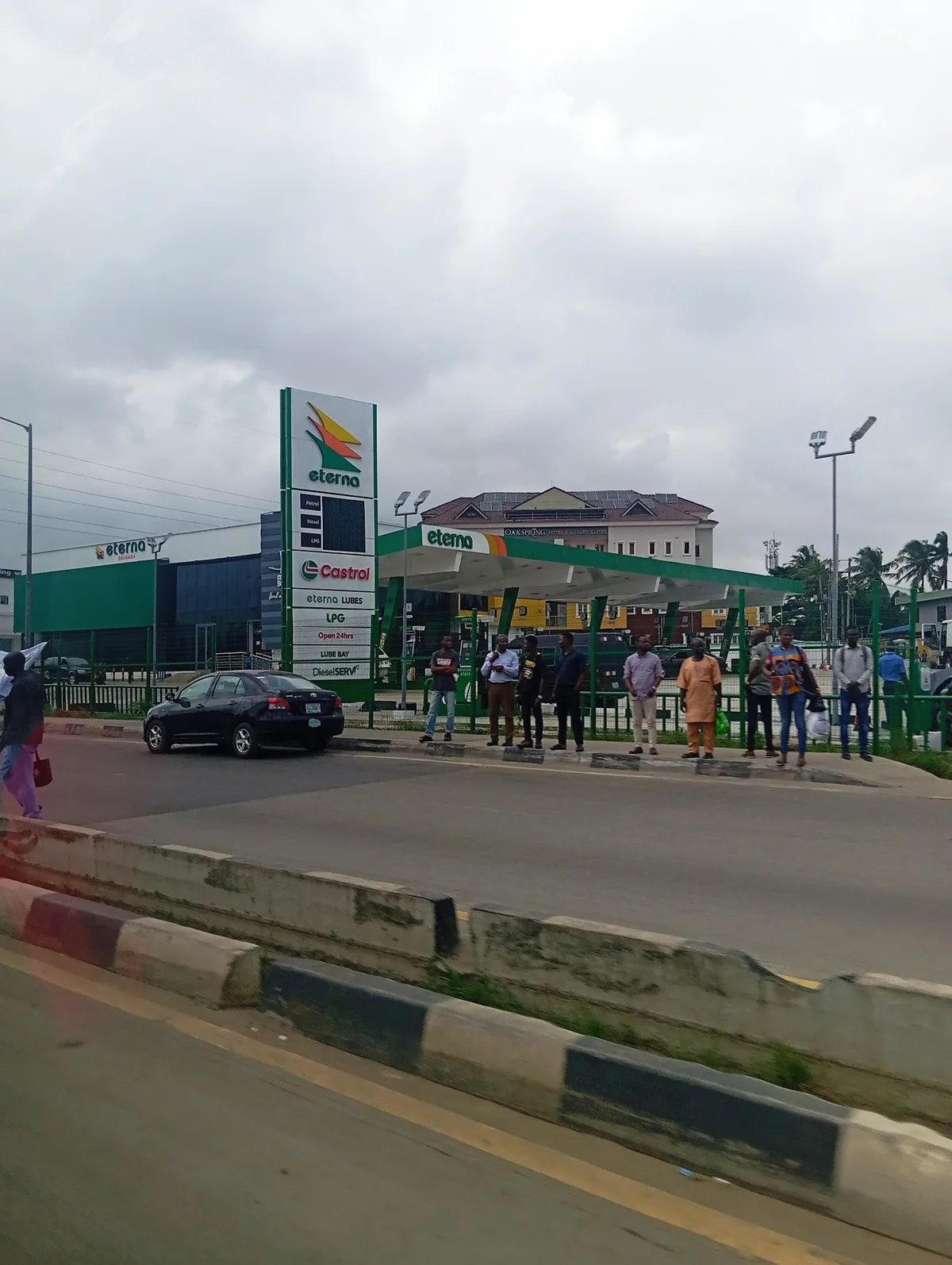 Eterna Filling Station — photo