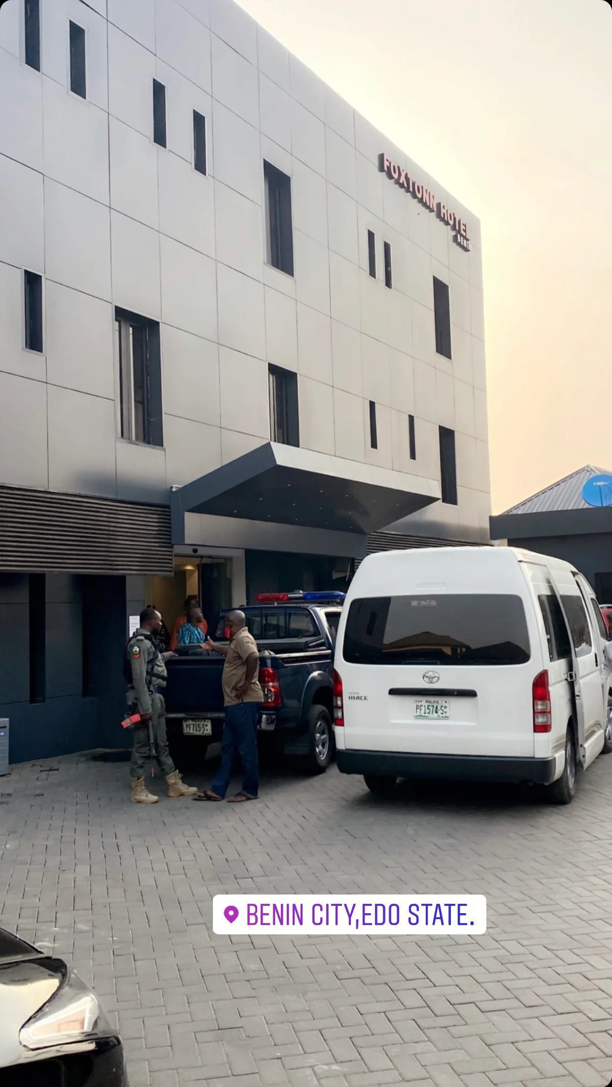 Foxtonn Hotel Benin — photo