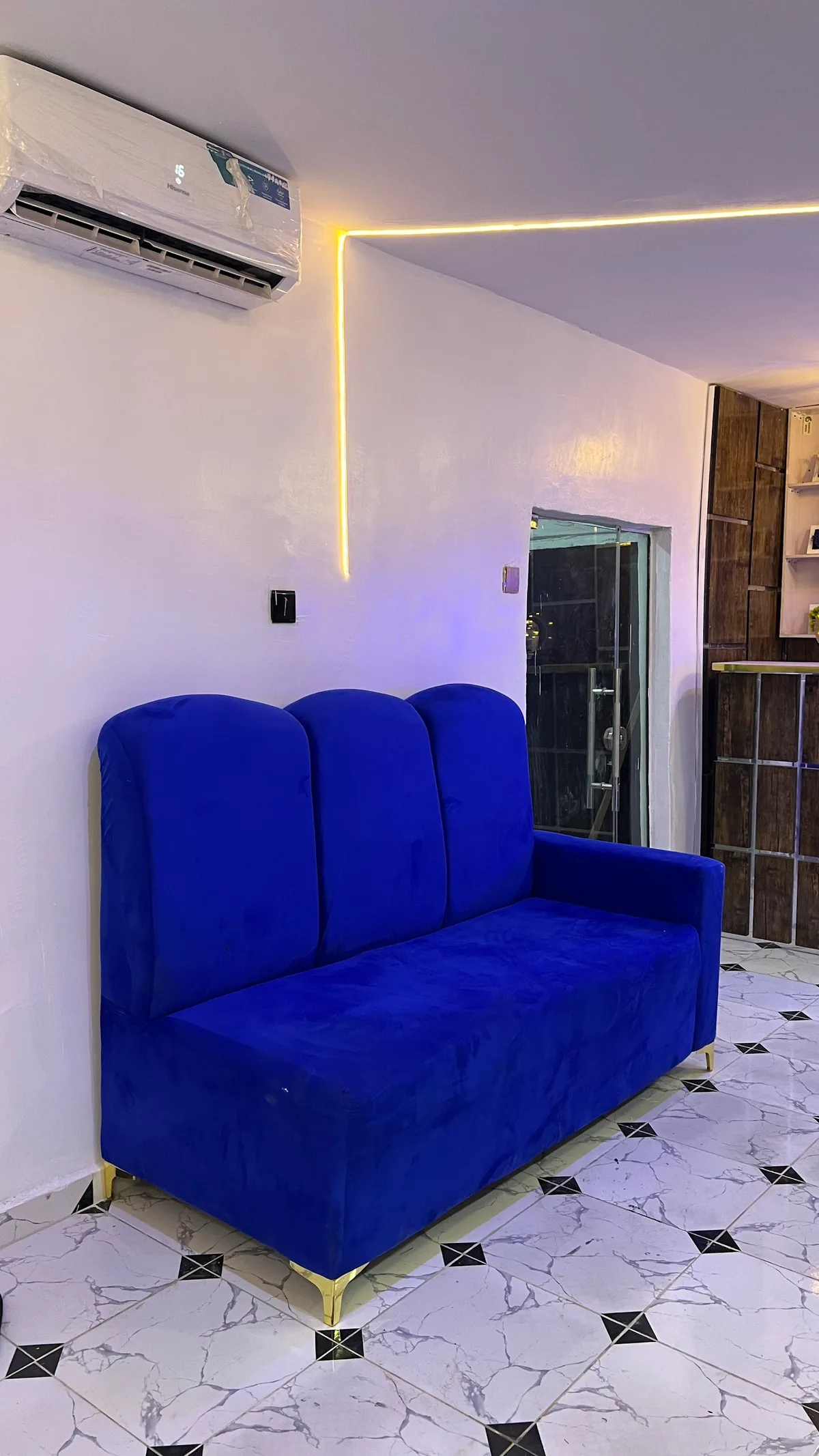 PN Laundromat — photo