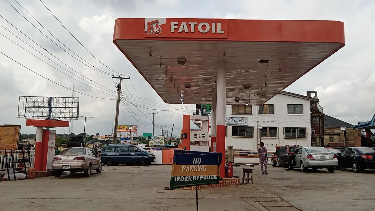 Fatoil Filling Station — photo