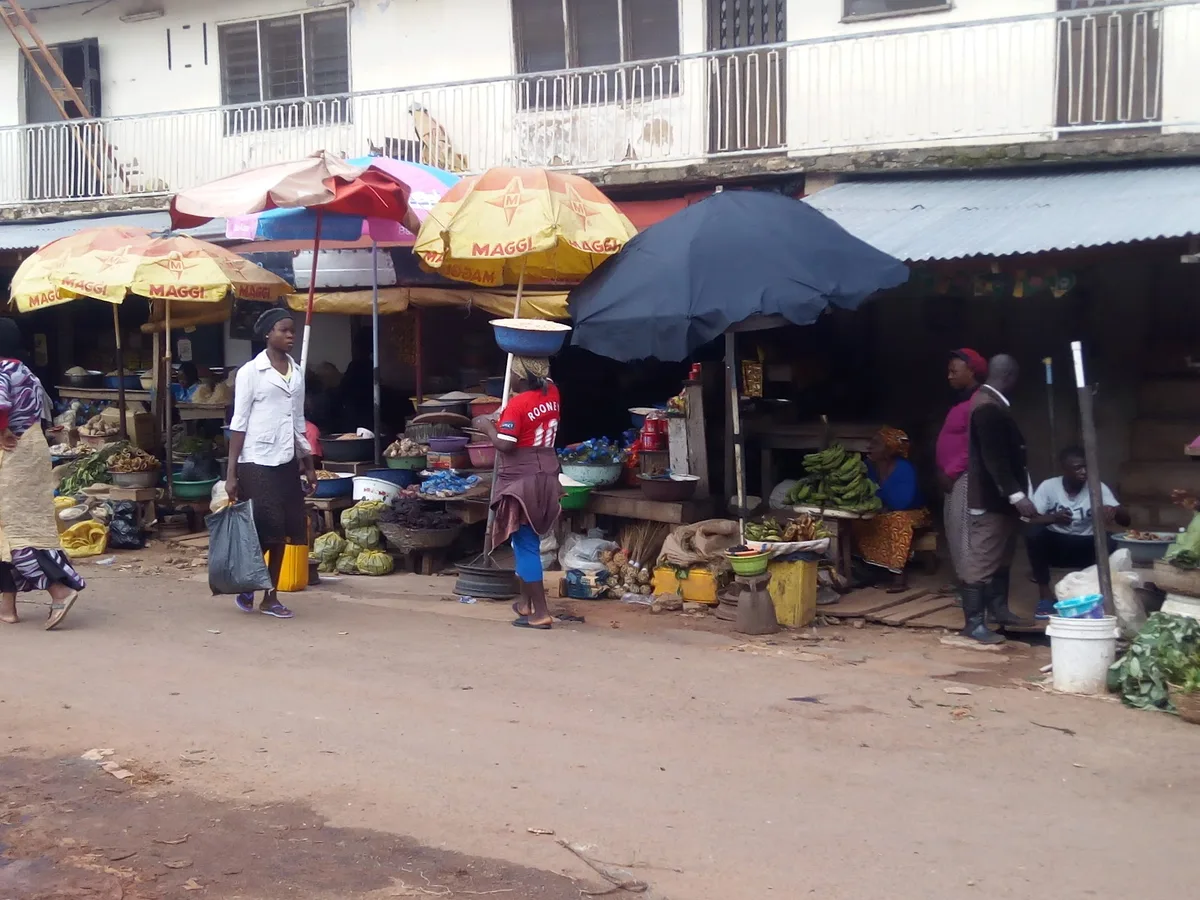 CHORBE MARKET — photo