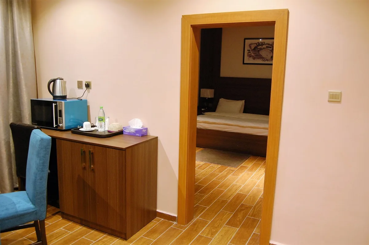 R & K Guest Palace photo 5