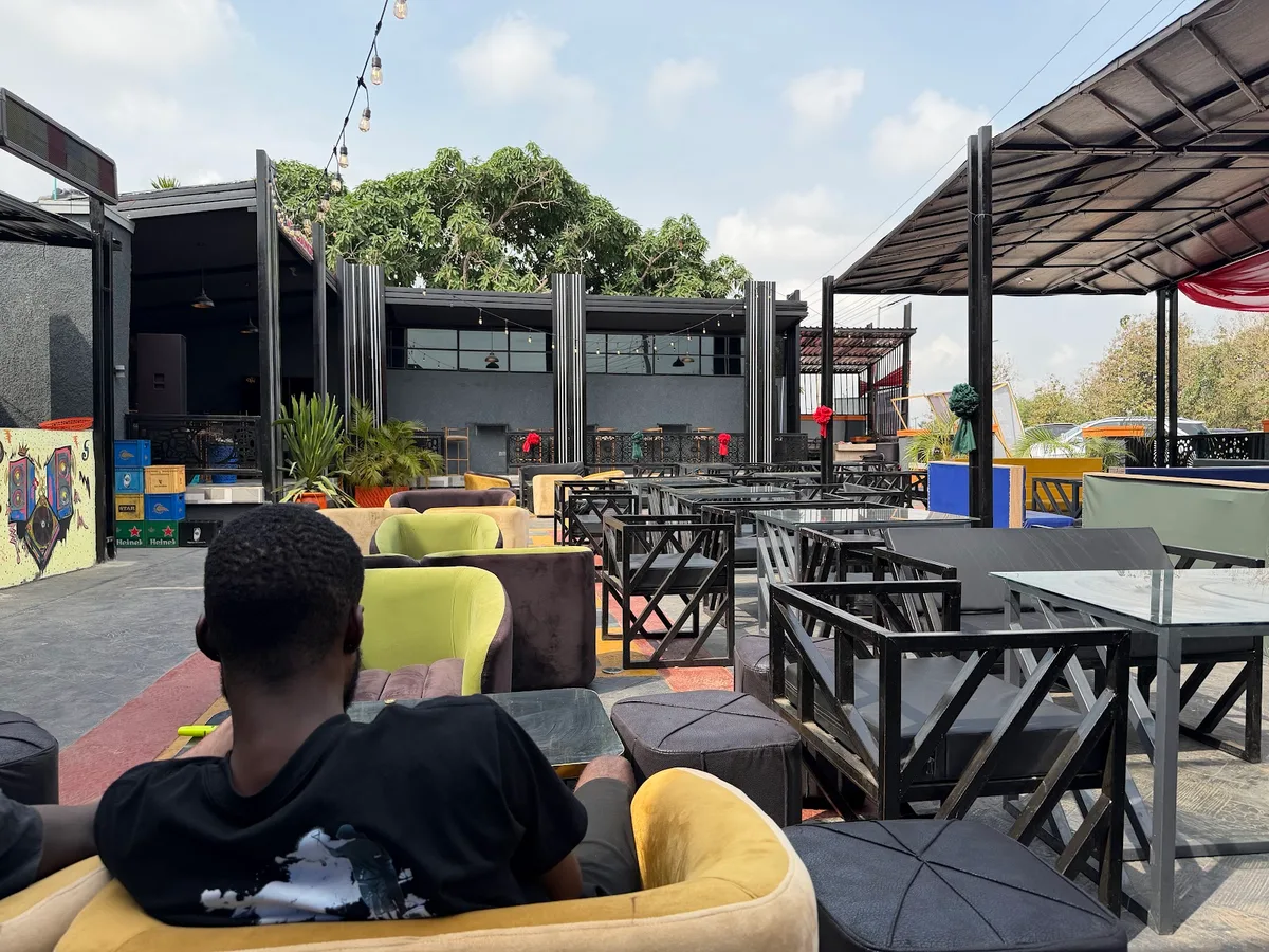 Akure Buka and Island lounge — photo