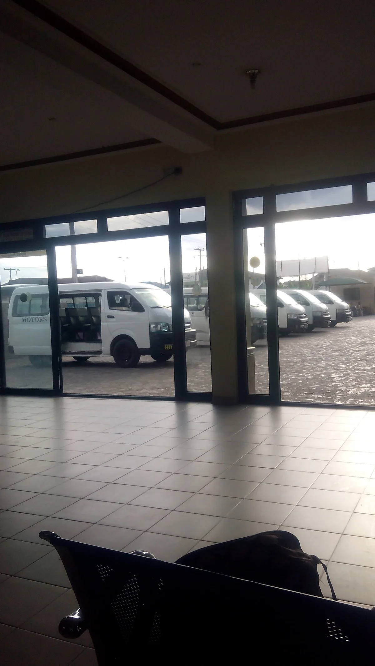 Sunny eru motors — photo